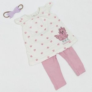 🐾Outfit: Disney shirt + pants - size 6mo